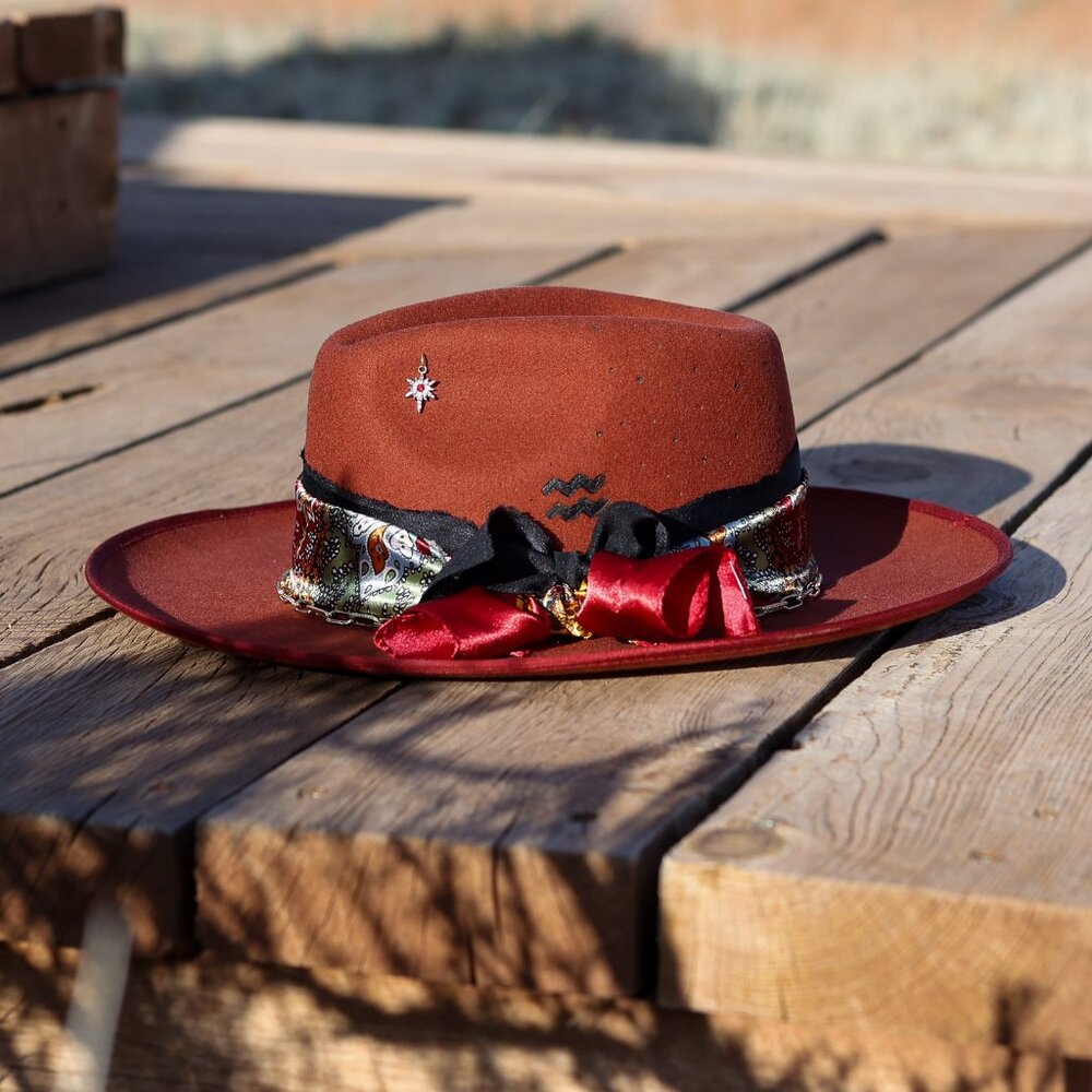 Aquarius Hat Western